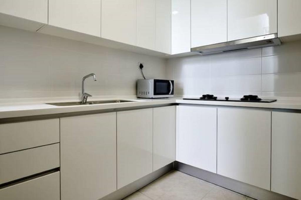 Experience The Coast - Hostahome Suites At Paragon Residence Near Downtown Johor Bahru Extérieur photo