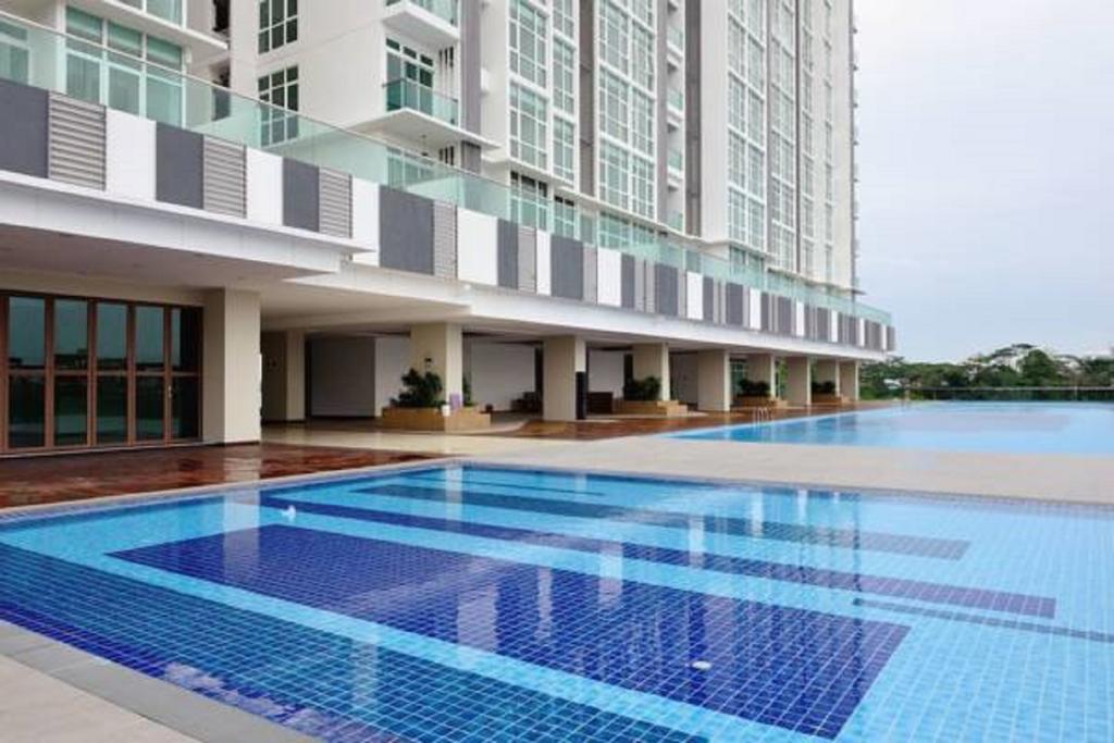 Experience The Coast - Hostahome Suites At Paragon Residence Near Downtown Johor Bahru Extérieur photo